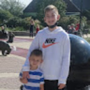 Meet your Posher, Robyn r